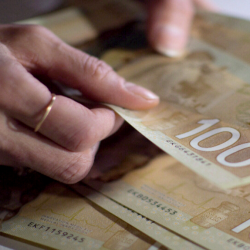 money-1-6107583-1665679144138 hwhjc